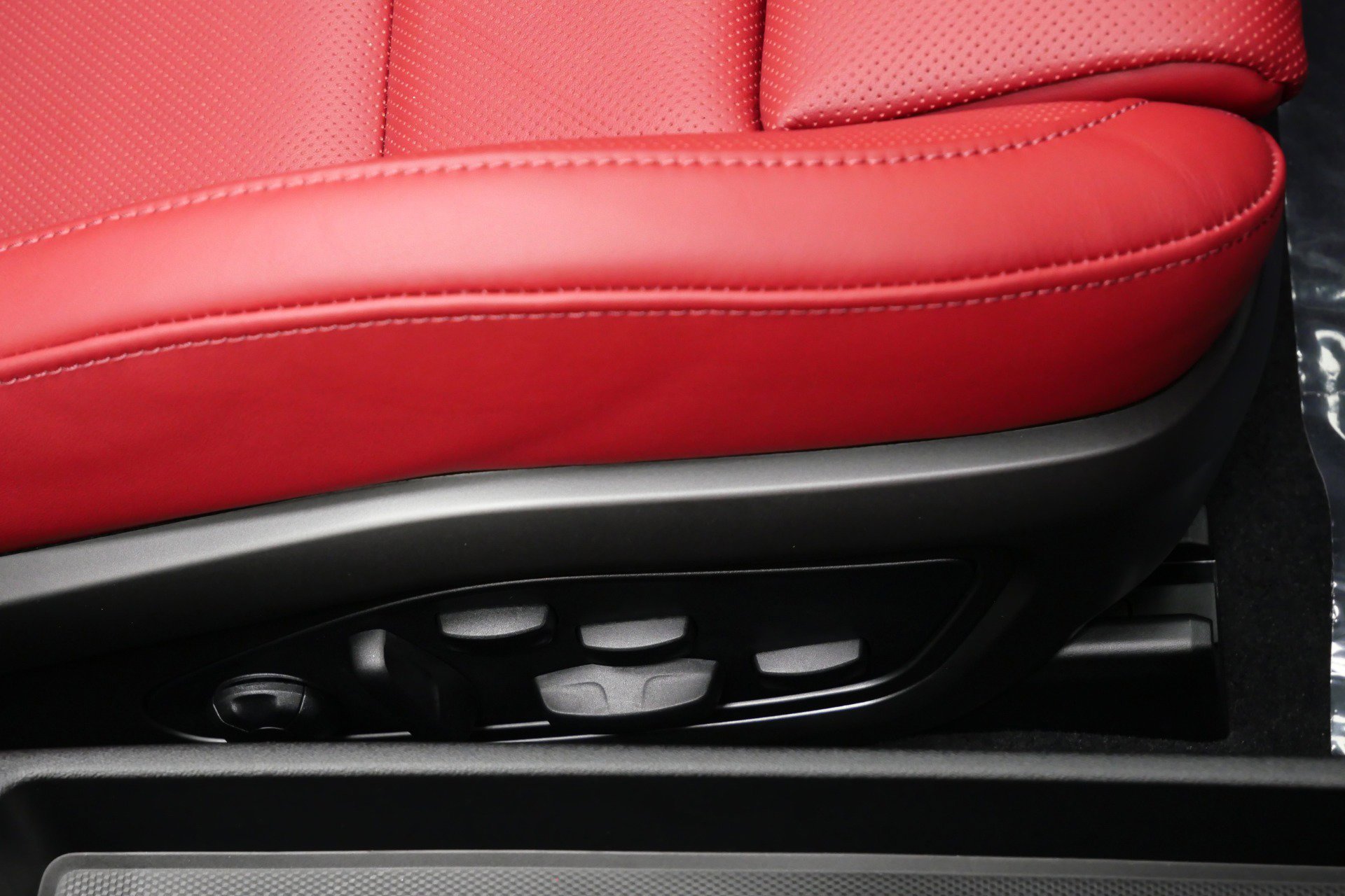 Used 2024 Porsche 911 Turbo image 34