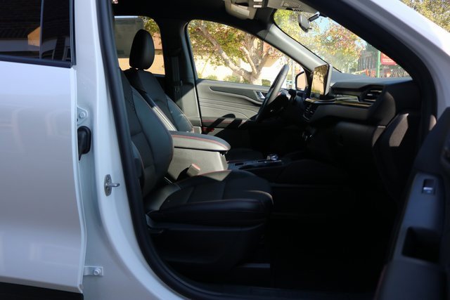 New 2025 Ford Escape ST-Line image 19