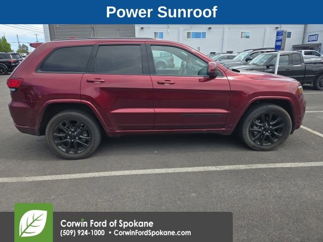 Used 2019 Jeep Grand Cherokee Altitude AWD/4WD image 7