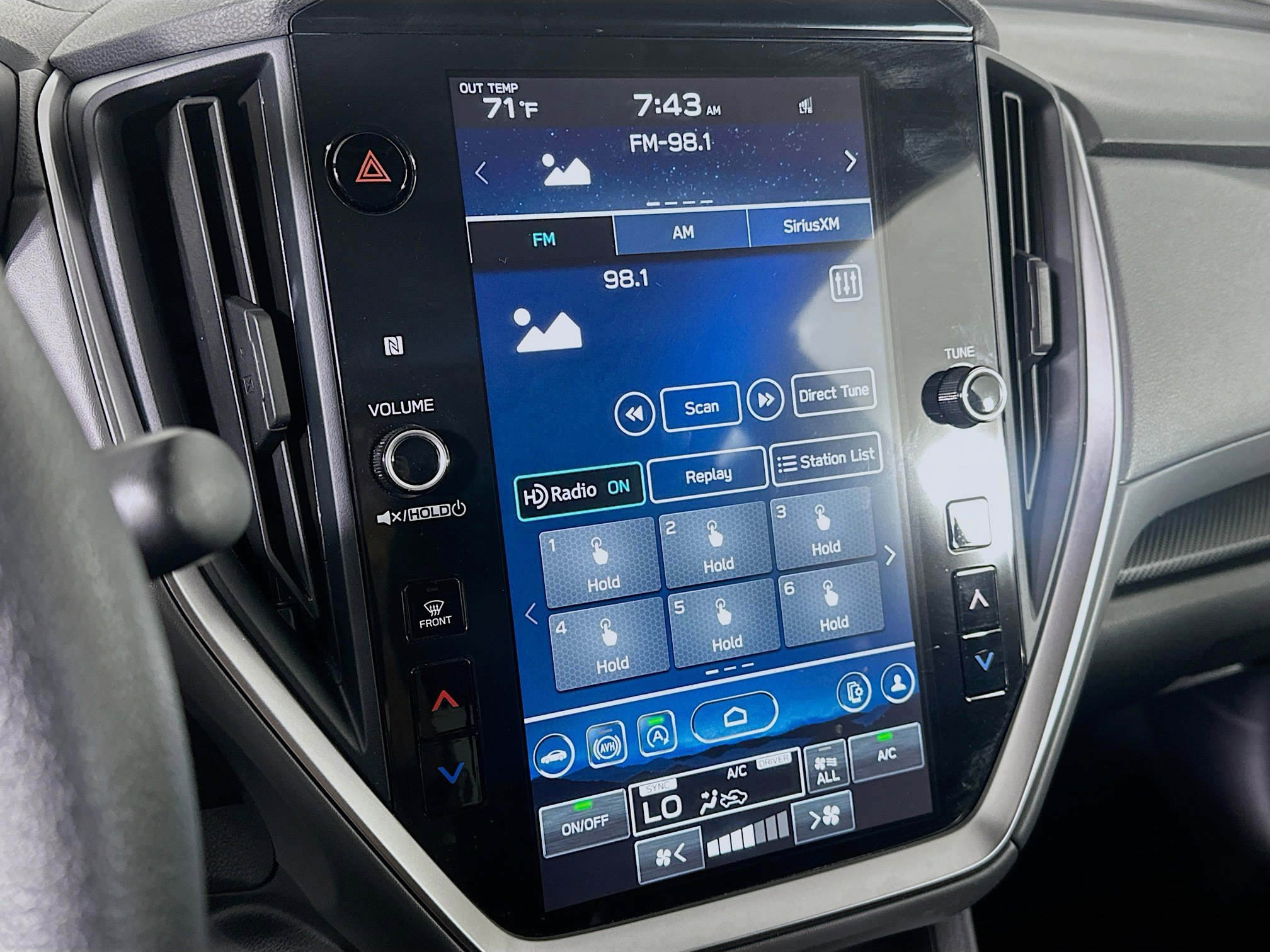 Used 2024 Subaru Crosstrek 2.0i Premium image 19