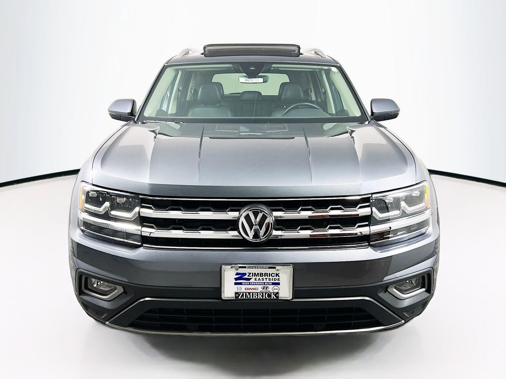 Used 2018 Volkswagen Atlas SEL AWD/4WD image 2