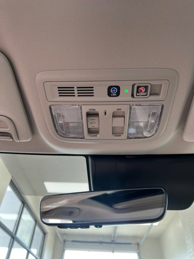 Used 2021 Honda Insight Touring image 22