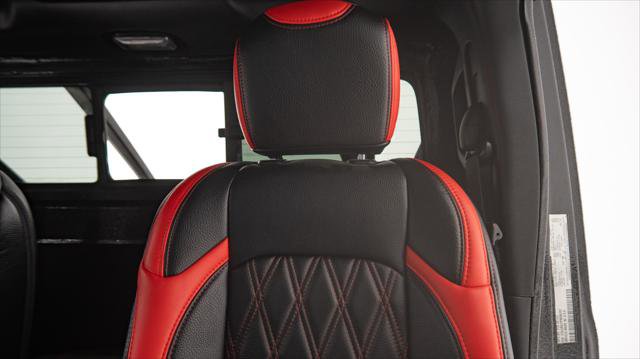 Used 2025 Jeep Wrangler Unlimited Sport image 36