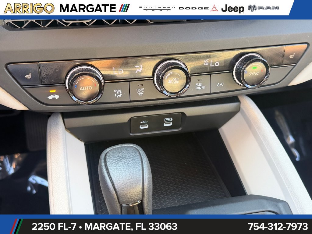 Used 2025 Honda Accord SE image 25