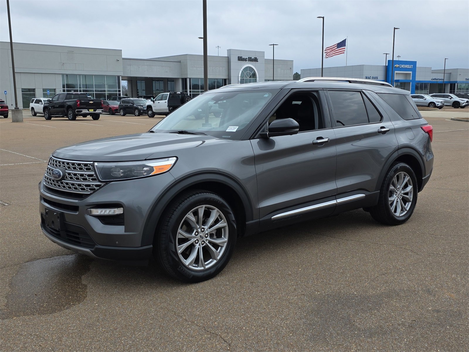 Used 2023 Ford Explorer Limited w/ Equipment Group 301A image 4