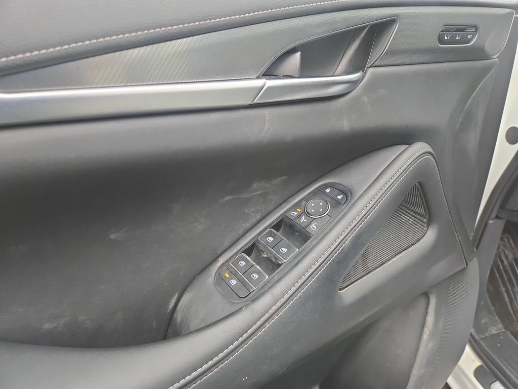 Used 2023 INFINITI QX60 Luxe image 16