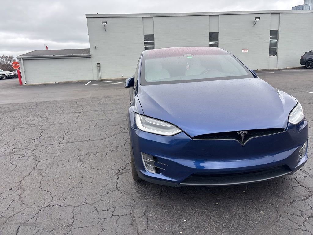 Used 2021 Tesla Model X Performance image 2