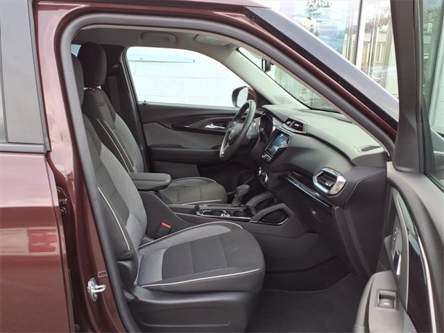 Certified 2023 Chevrolet TrailBlazer LT w/ Convenience Package image 21