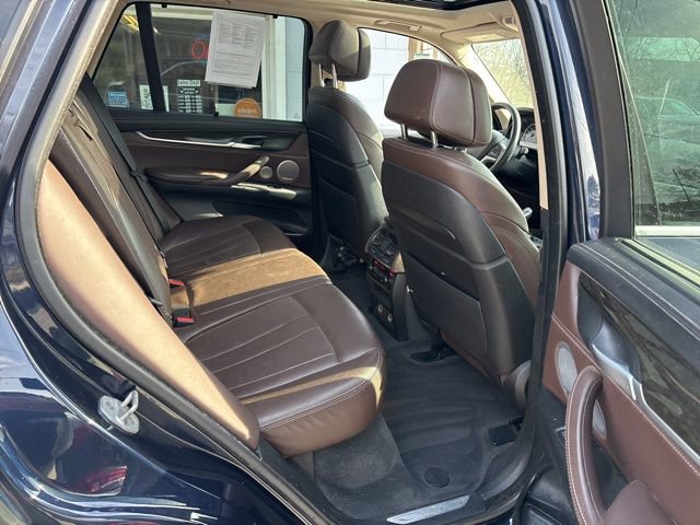 Used 2015 BMW X5 xDrive50i image 9