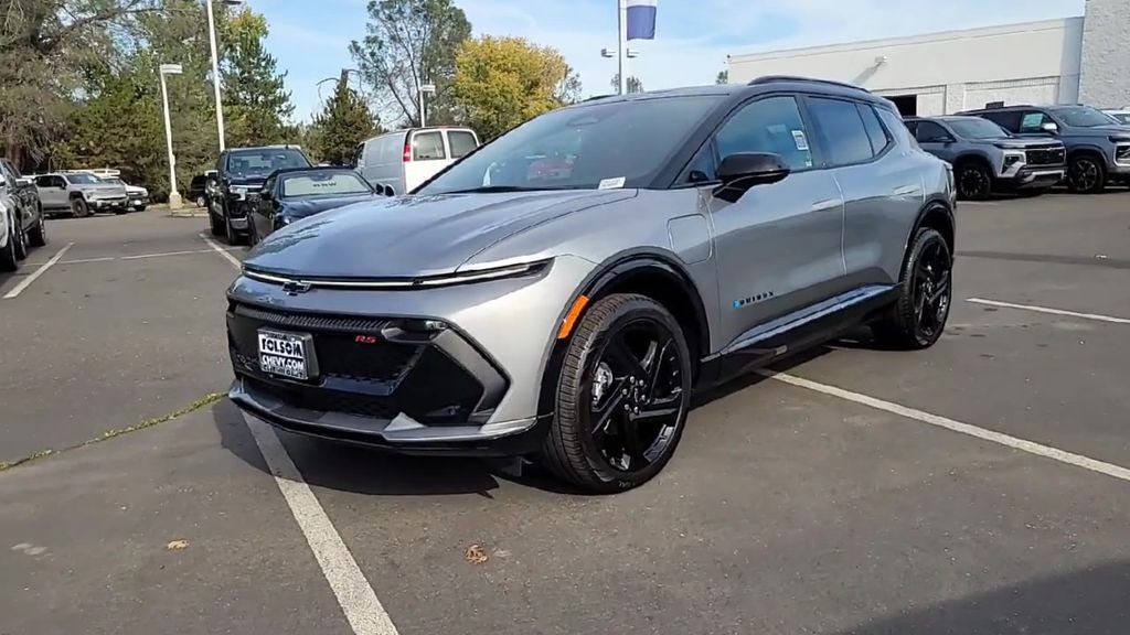 New 2026 Chevrolet Equinox EV RS image 4