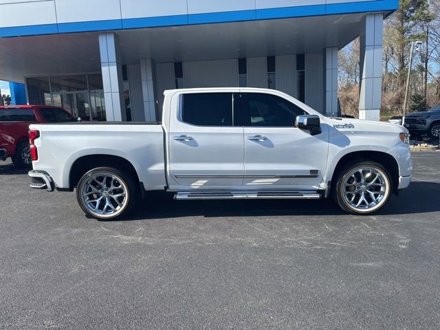 Used 2022 Chevrolet Silverado 1500 High Country w/ High Country Premium Package AWD/4WD image 23