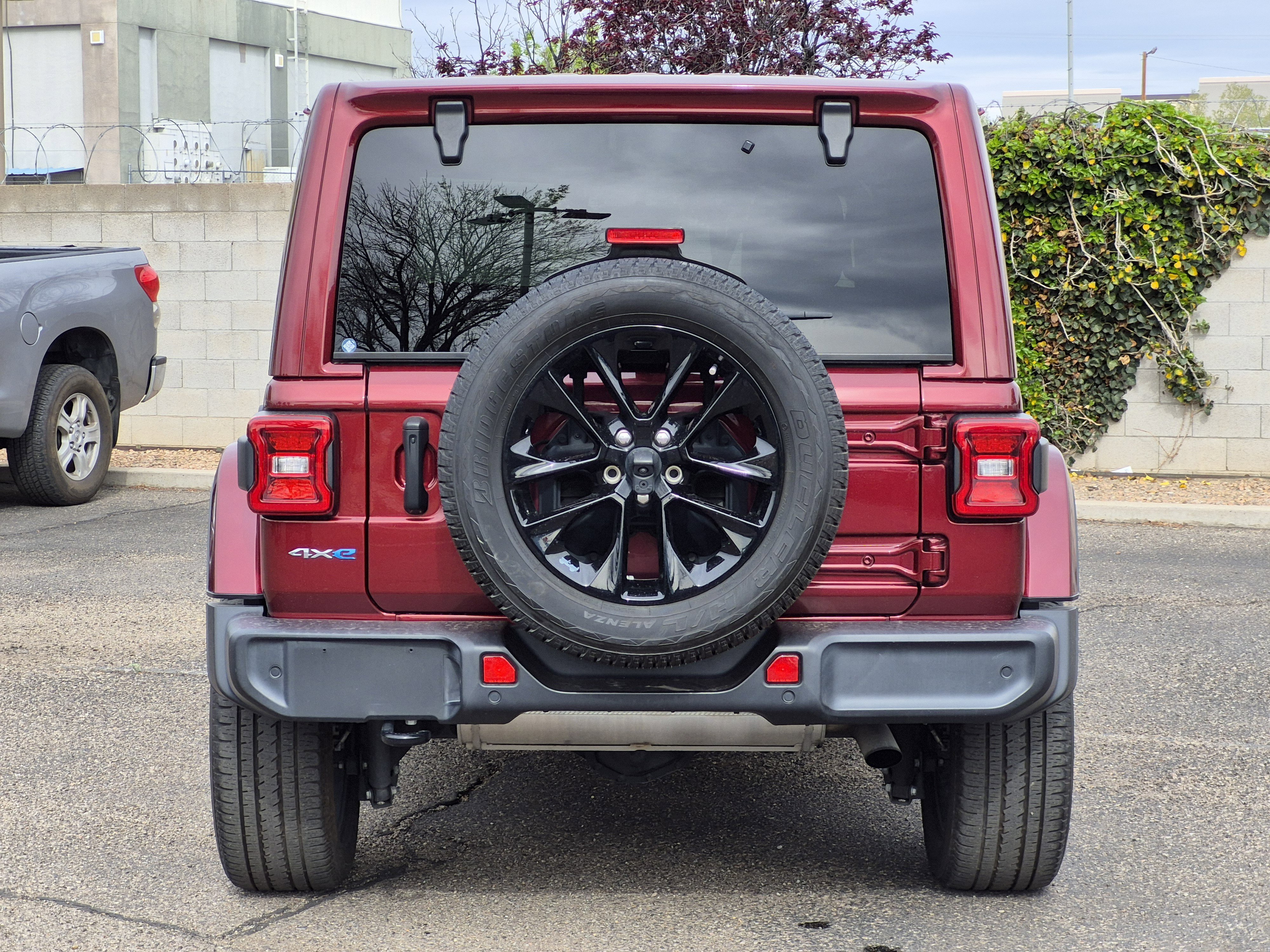 Used 2021 Jeep Wrangler Sahara w/ Cold Weather Group image 6