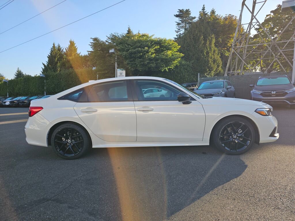 Used 2024 Honda Civic Sport image 8