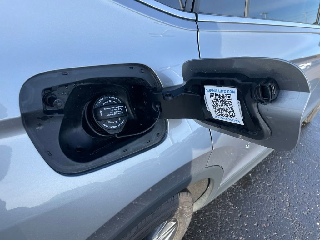 Used 2024 Volkswagen Tiguan SE image 57