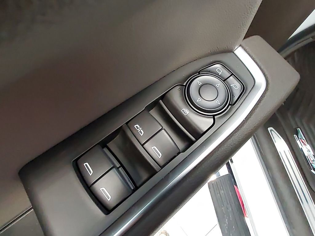 New 2026 Chevrolet Silverado 1500 LT w/ Z71 Off-Road Package image 24