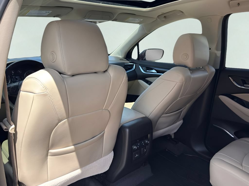 Used 2019 Buick Enclave Premium w/ Experience Buick Package FWD image 25
