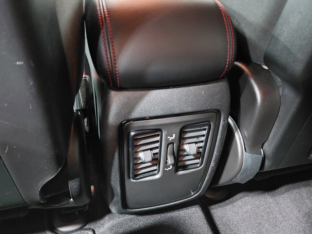 Certified 2025 Dodge Durango GT image 43