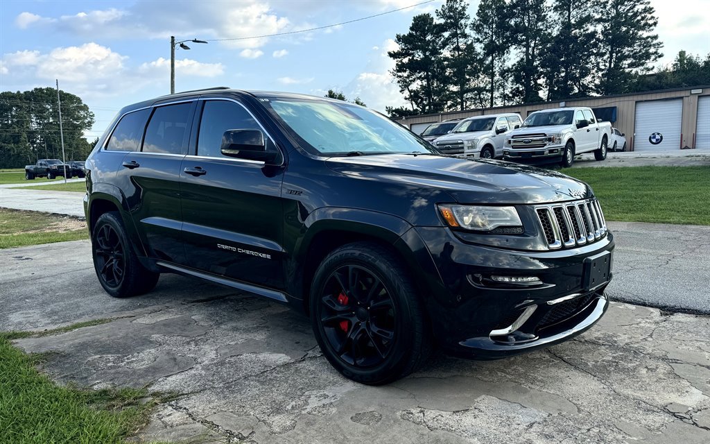 Used 2014 Jeep Grand Cherokee SRT8 w/ Luxury Group II image 6