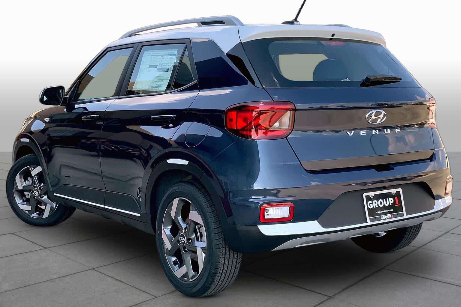 New 2026 Hyundai Venue SEL FWD image 12