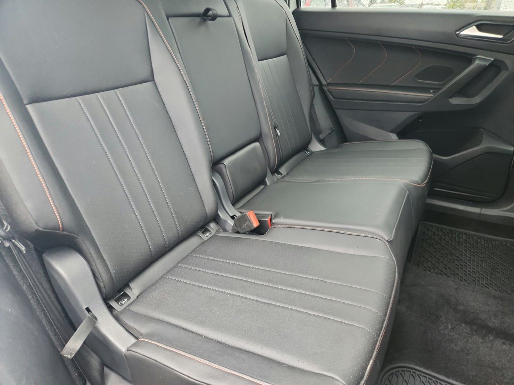 Certified 2024 Volkswagen Tiguan Wolfsburg Edition AWD/4WD image 27