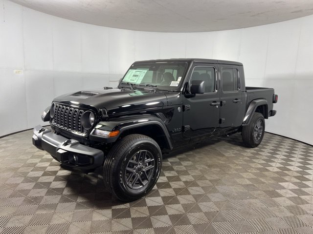 New 2025 Jeep Gladiator Sport