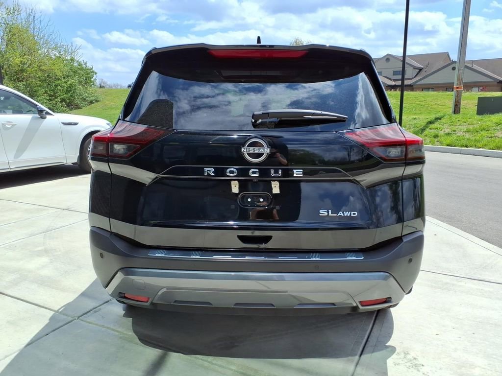 Used 2023 Nissan Rogue SL image 6