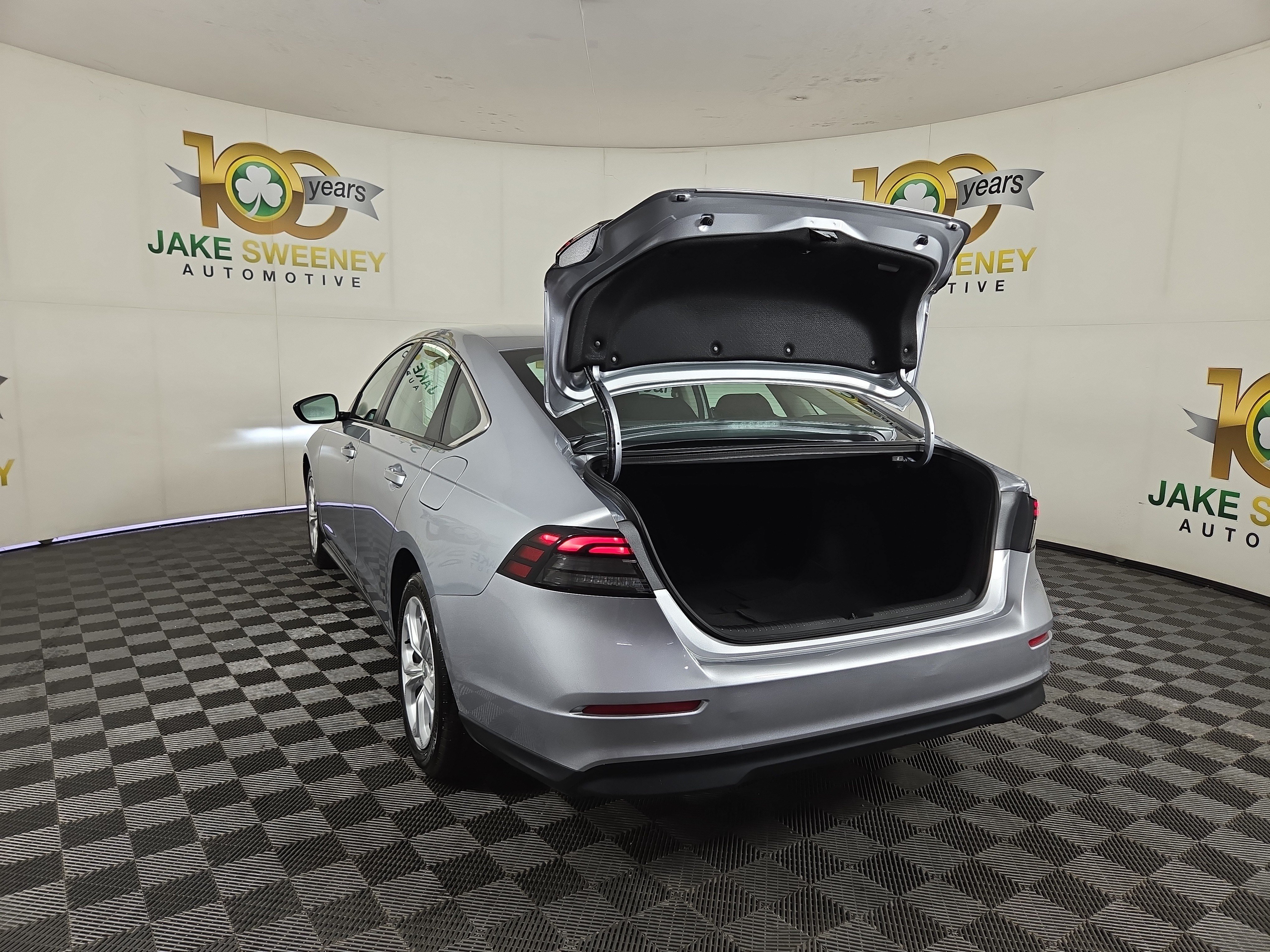 Used 2025 Honda Accord LX image 29