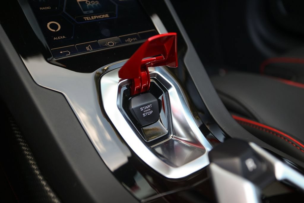 Used 2020 Lamborghini Huracan EVO RWD image 41