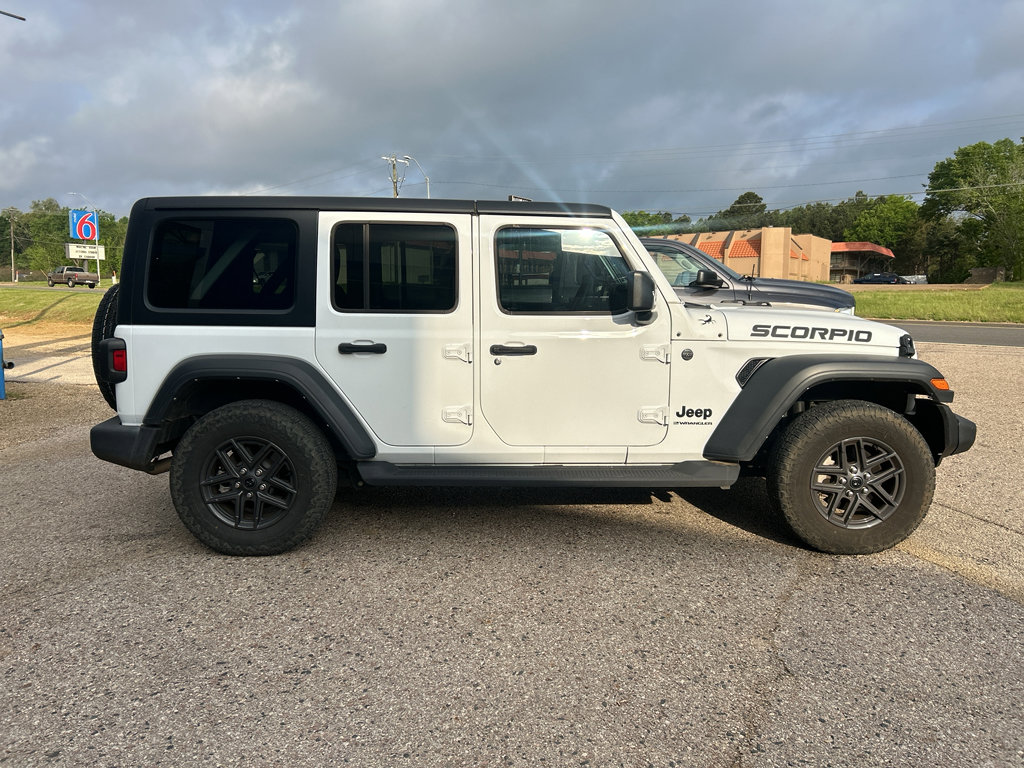 Used 2024 Jeep Wrangler Sport S image 11