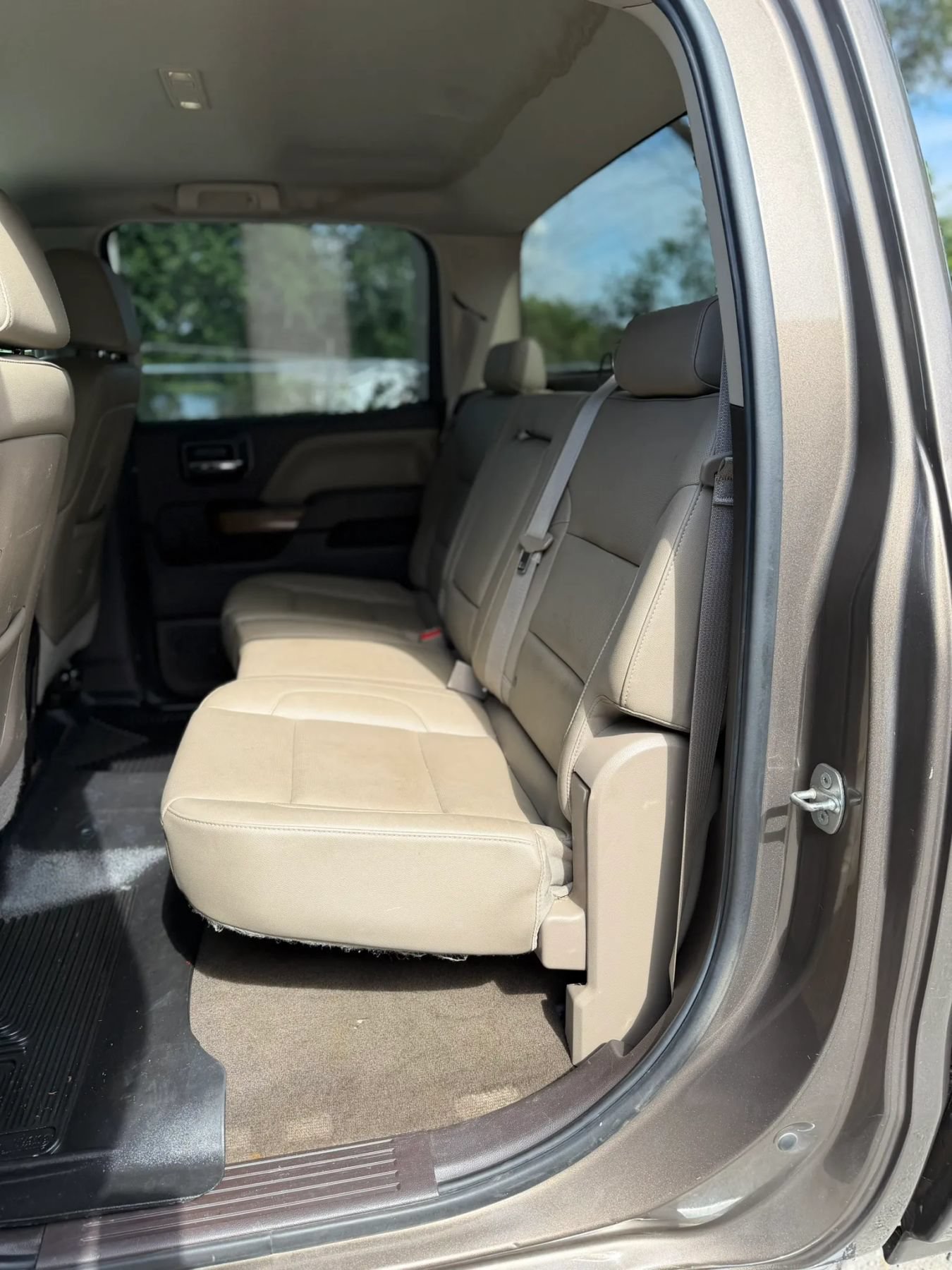 Used 2015 GMC Sierra 2500 SLT w/ SLT Preferred Package AWD/4WD image 13