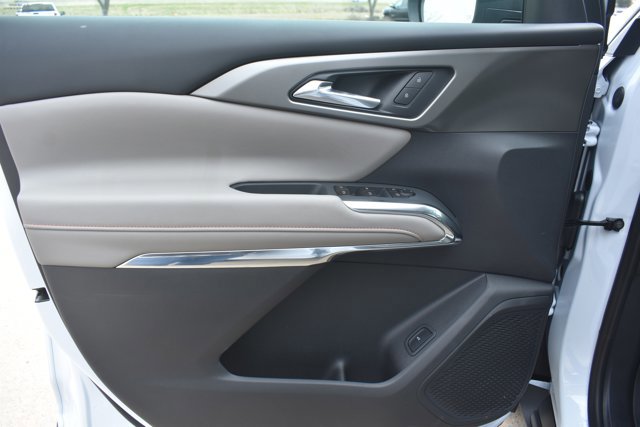 New 2026 Chevrolet Traverse LT w/ LPO, Floor Liner Package image 11