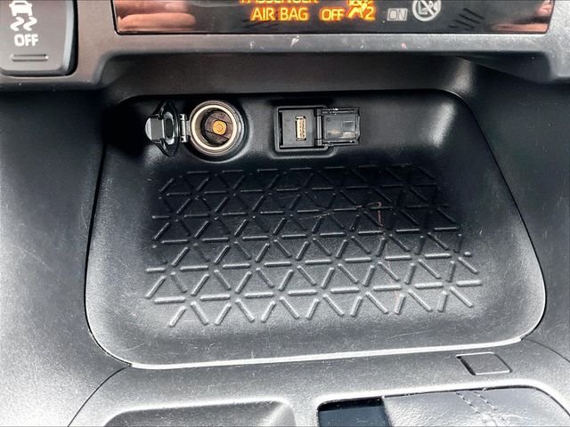 Used 2021 Toyota RAV4 XLE w/ Convenience Package AWD/4WD image 28