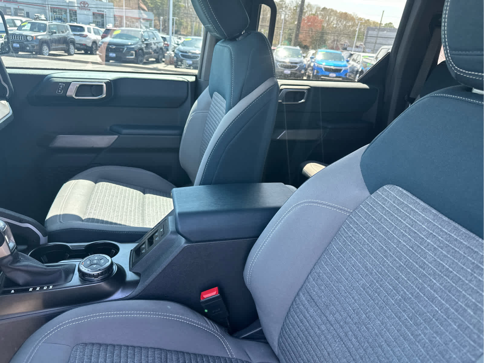 Used 2021 Ford Bronco Outer Banks w/ Sasquatch Package image 8