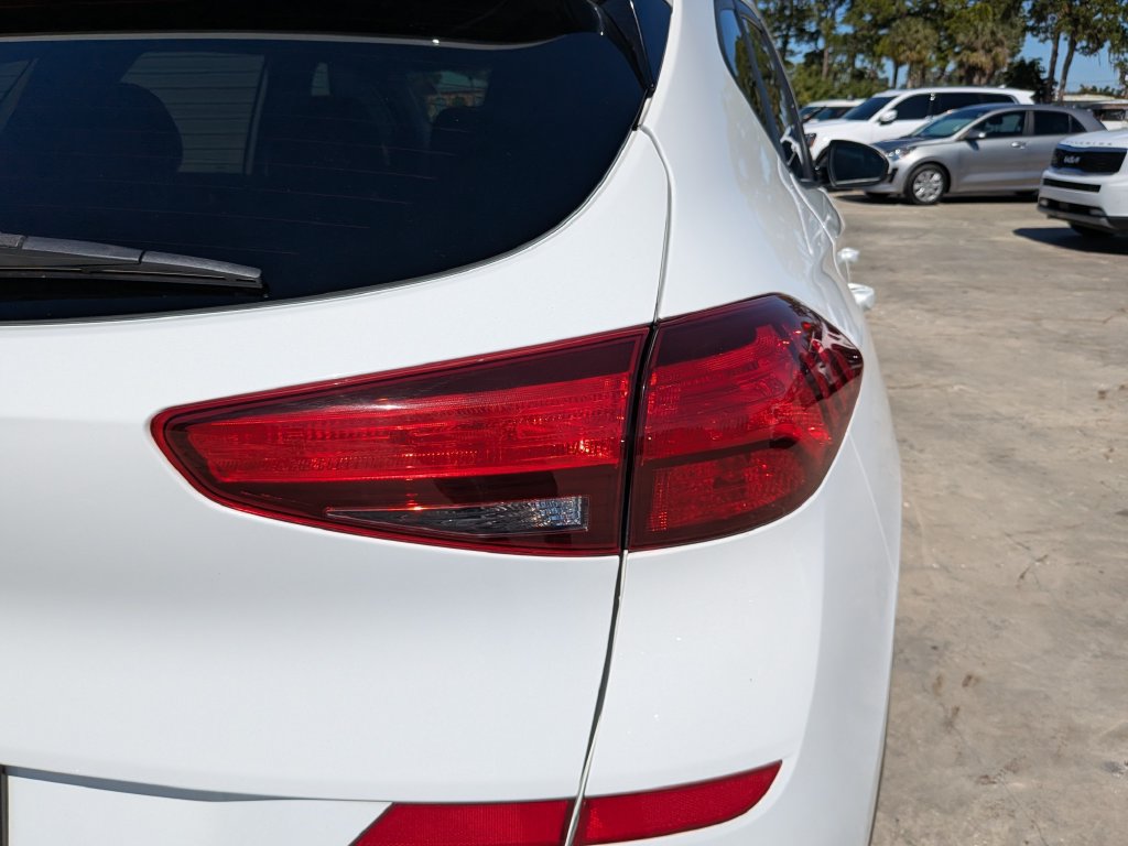 Used 2020 Hyundai Tucson Value FWD image 11