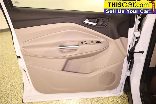 Used 2019 Ford Escape SE image 25