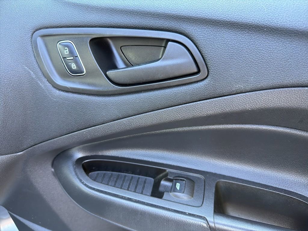 Used 2017 Ford Escape S image 29