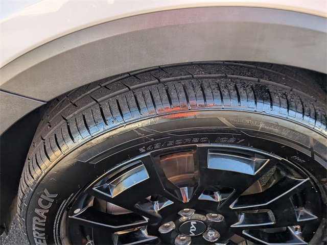 Used 2022 Kia Telluride SX w/ Nightfall Edition Package image 11