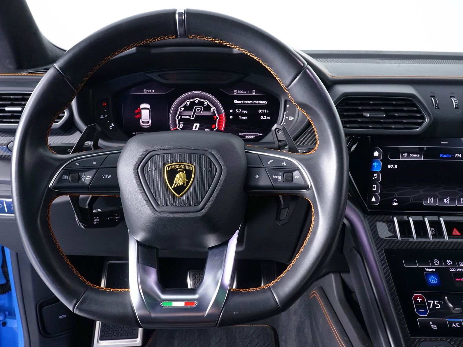 Used 2021 Lamborghini Urus image 21