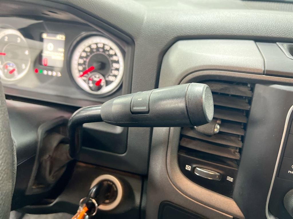 Used 2015 RAM 3500 Tradesman w/ Chrome Appearance Group image 11