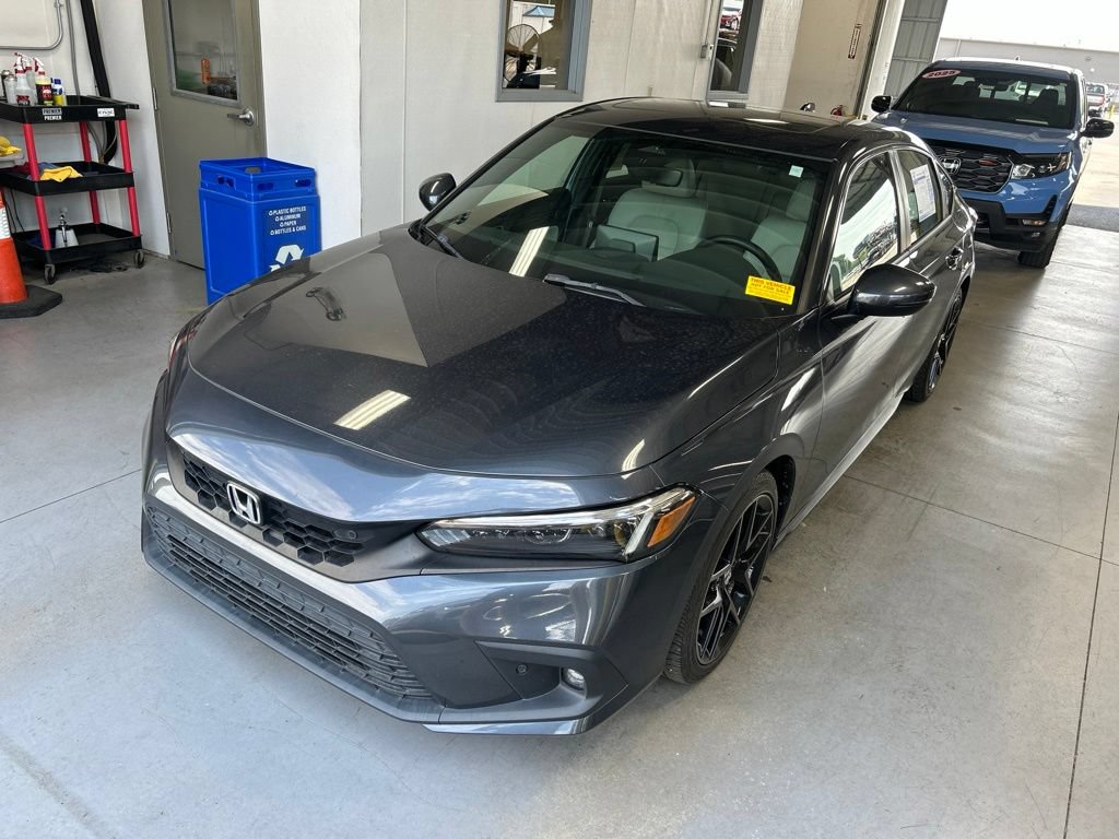 Used 2022 Honda Civic Sport Touring image 2