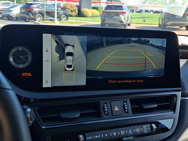 Certified 2025 Lexus ES 300h w/ Technology Package FWD image 19