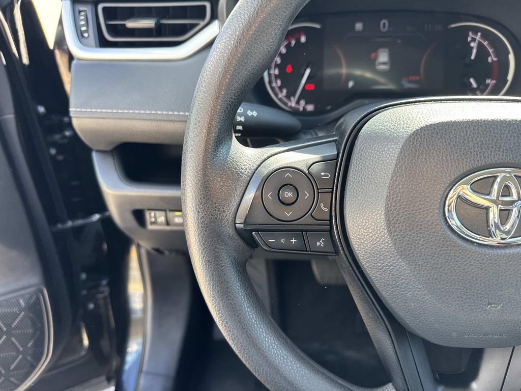 Used 2024 Toyota RAV4 LE image 23