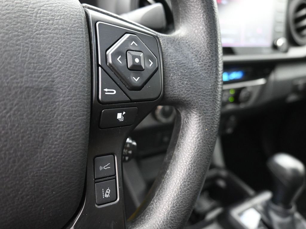Used 2022 Toyota Tacoma SR AWD/4WD image 31