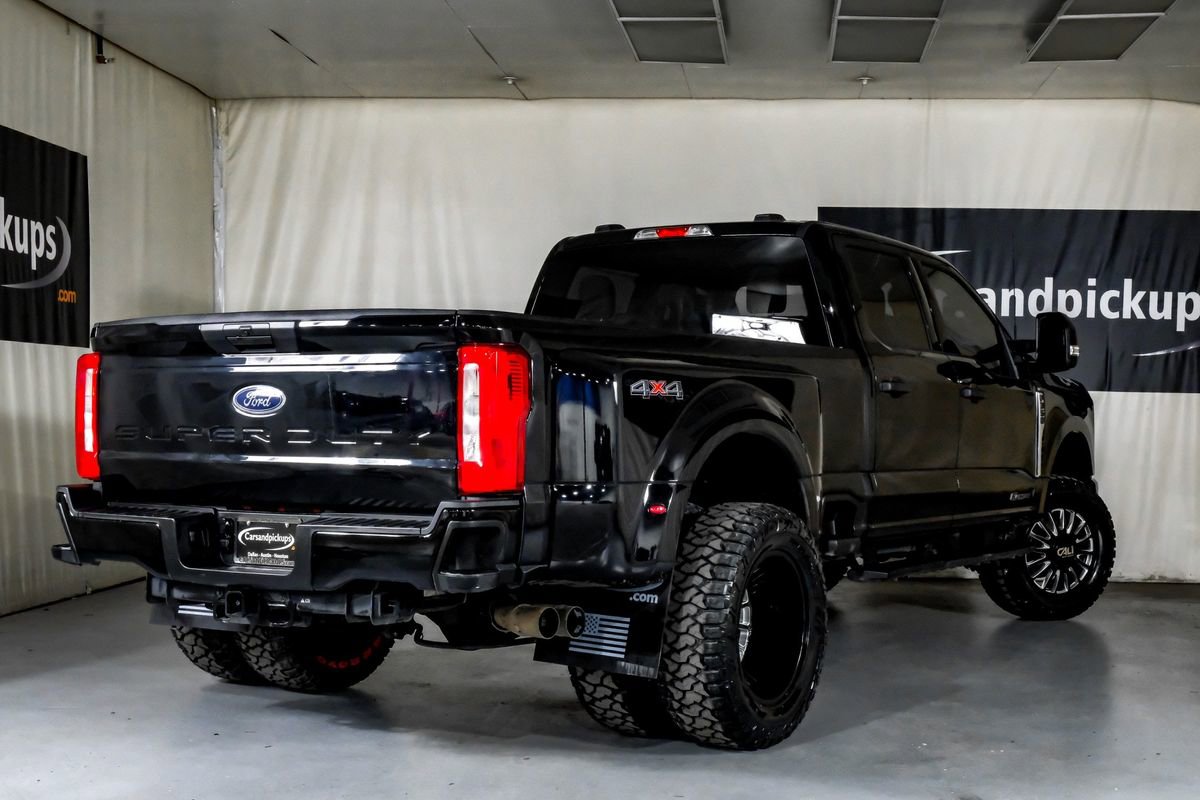 Used 2025 Ford F350 XLT image 9