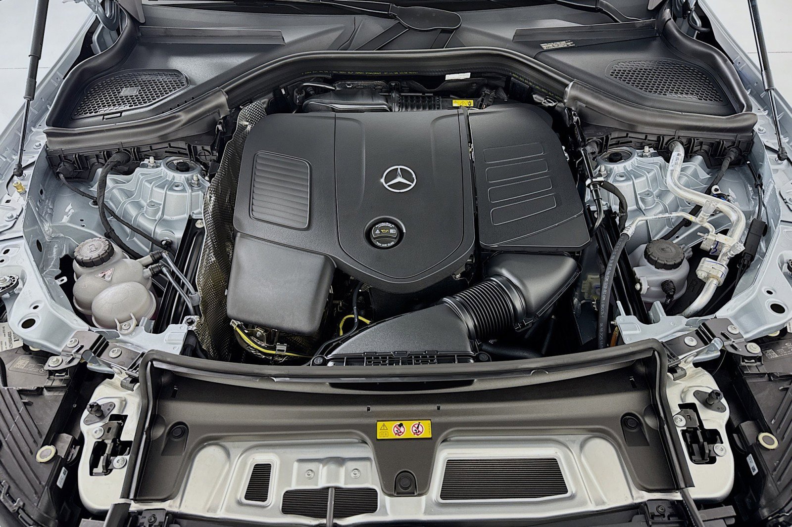 New 2026 Mercedes-Benz GLC 300 image 10