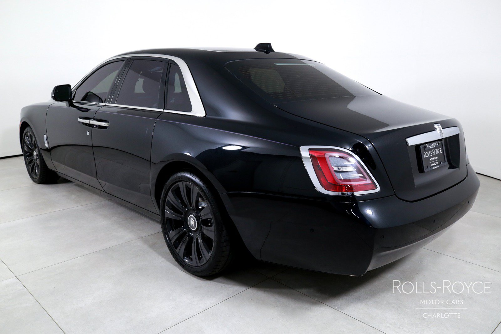 Certified 2022 Rolls-Royce Ghost AWD/4WD image 8