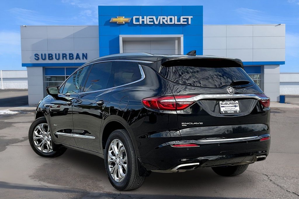 Used 2021 Buick Enclave Avenir w/ Avenir Technology Package AWD/4WD image 3