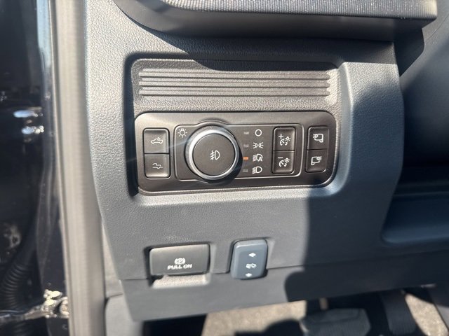 New 2026 Ford F350 Platinum image 31