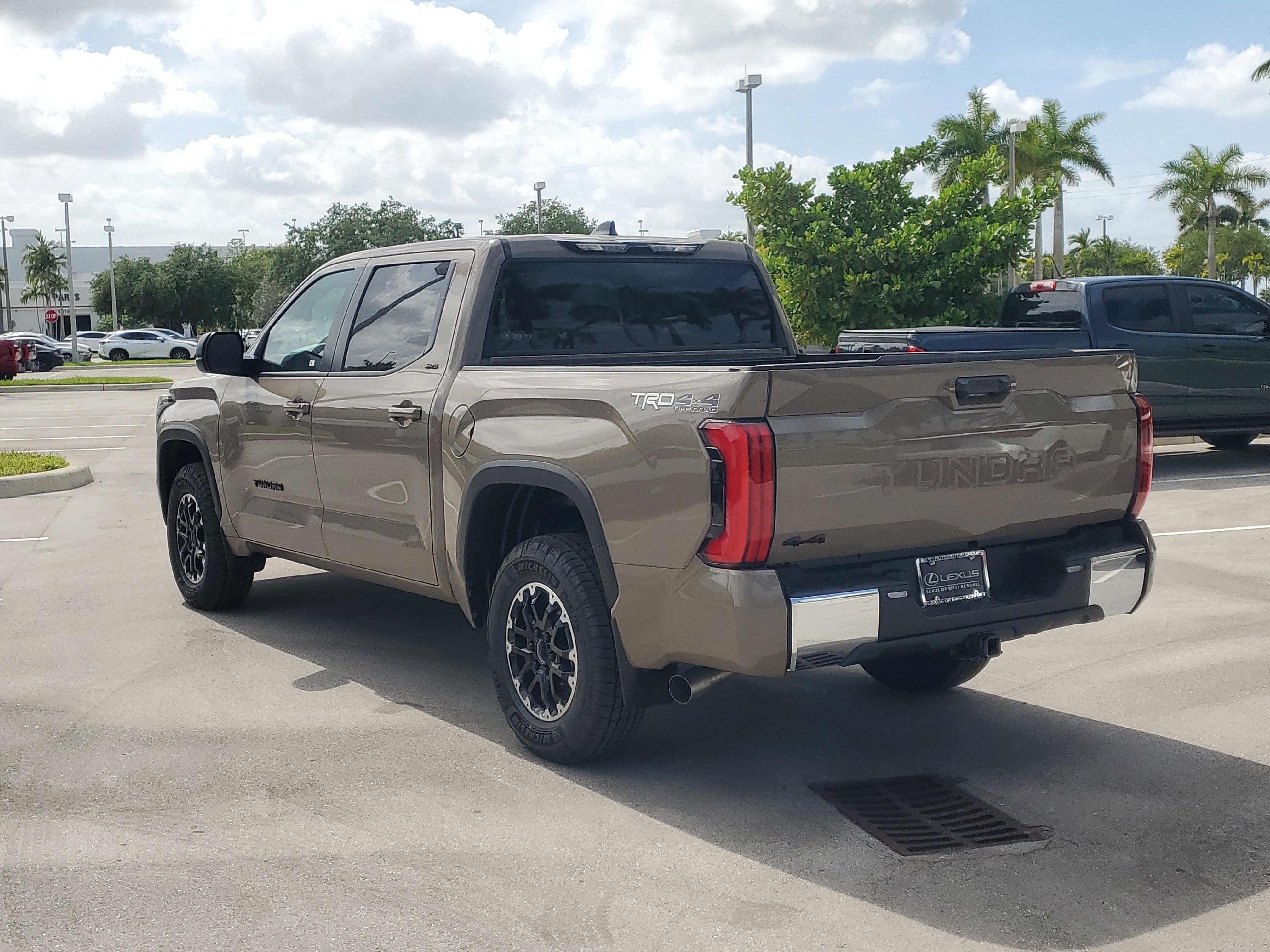 Used 2026 Toyota Tundra SR5 w/ TRD Off-Road Package AWD/4WD image 8