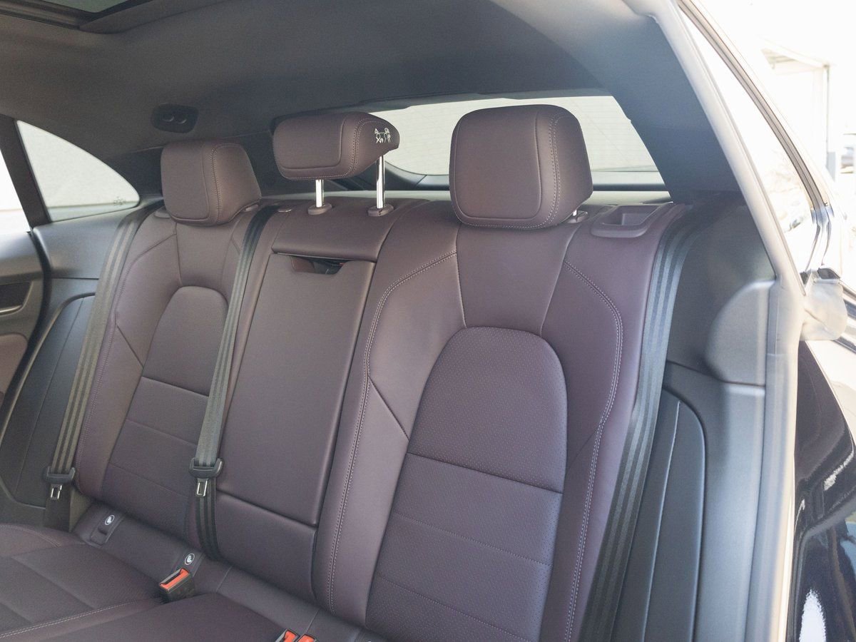 New 2025 Porsche Macan 4 Electric image 35